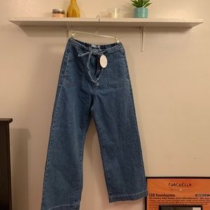 PRINCESS POLLY JEANS/TROUSERS
SIZE: S
Never worn